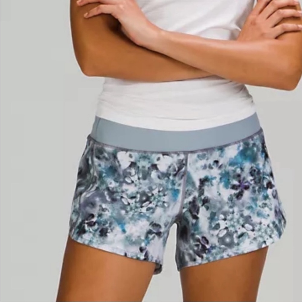 Lululemon Speed Up Shorts Tall